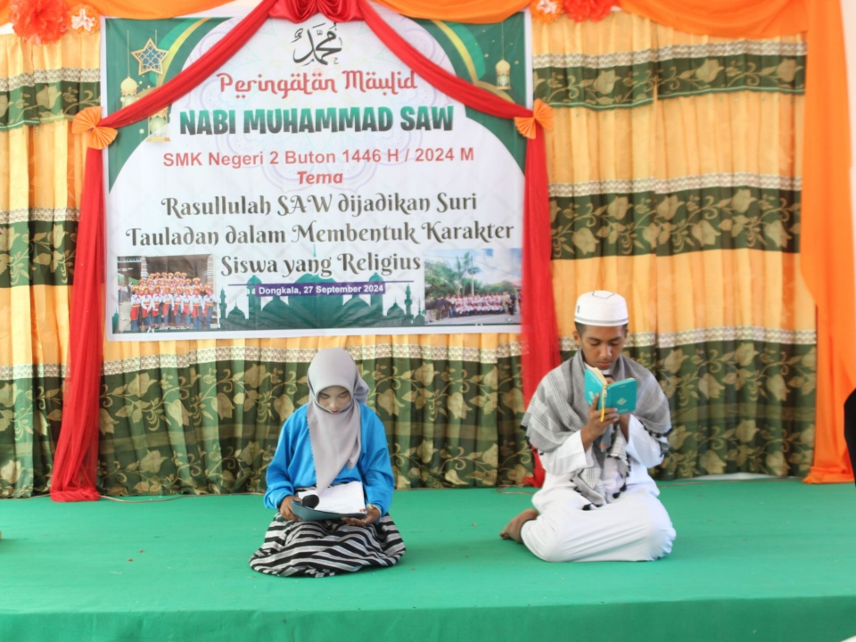 SMK Negeri 2 Buton Gelar Peringatan Maulid Nabi Muhammad SAW dengan Meriah