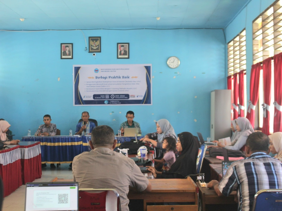 MGMP SMK Negeri 2 Buton Sukses Gelar Kegiatan Berbagi Praktik Baik