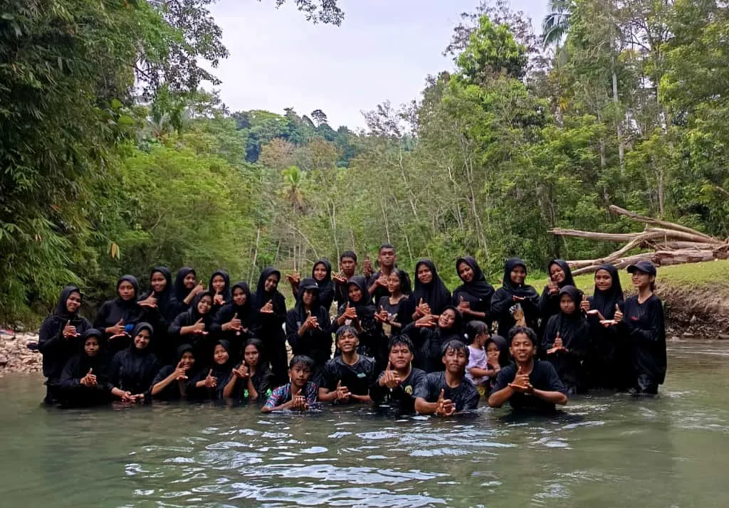 Pramuka SMKN 2 Buton Gelar Napak Tilas Perdana, Cetak Pemimpin Muda Berjiwa Pejuang