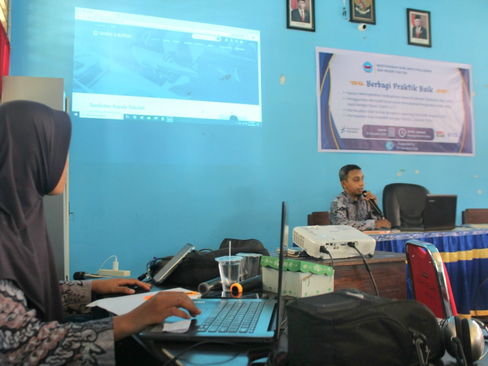 MGMP SMK Negeri 2 Buton Sukses Gelar Kegiatan Berbagi Praktik Baik