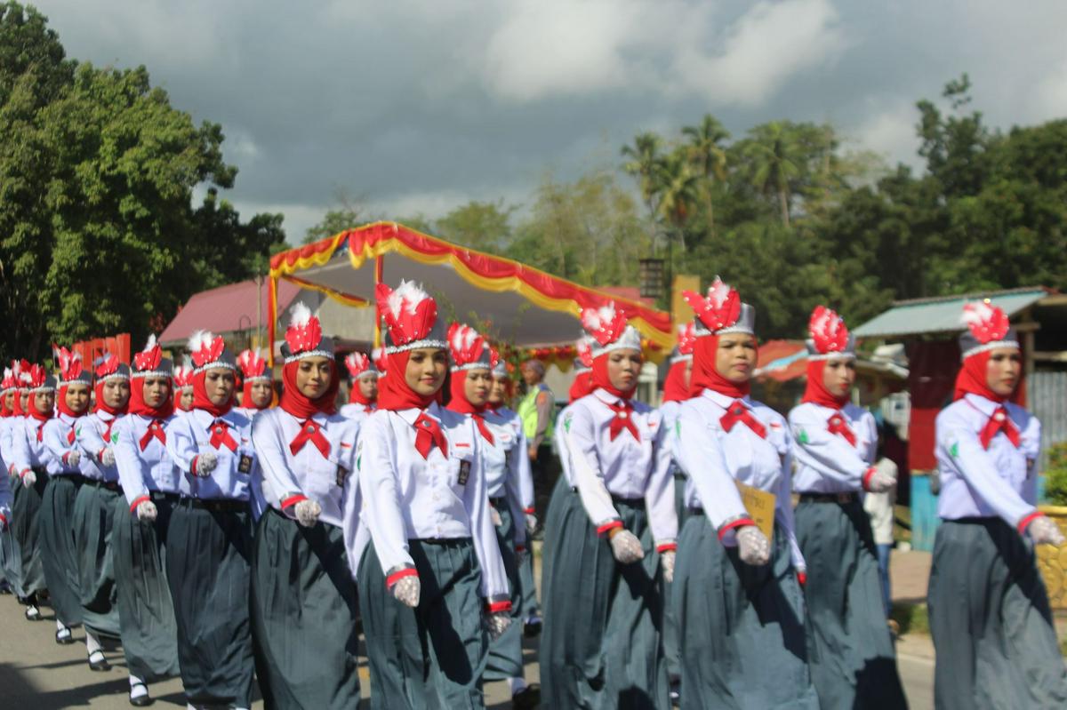 Gerak Jalan Indah SMK Negeri 2 Buton Raih Juara
