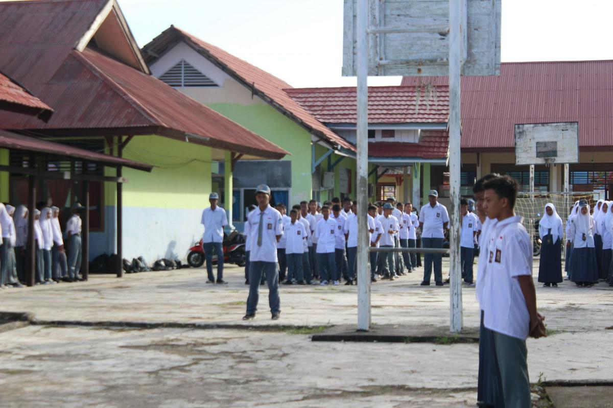 Pengenalan Lingkungan Sekolah (PLS) SMK Negeri 2 Buton Tapel 2023/2024