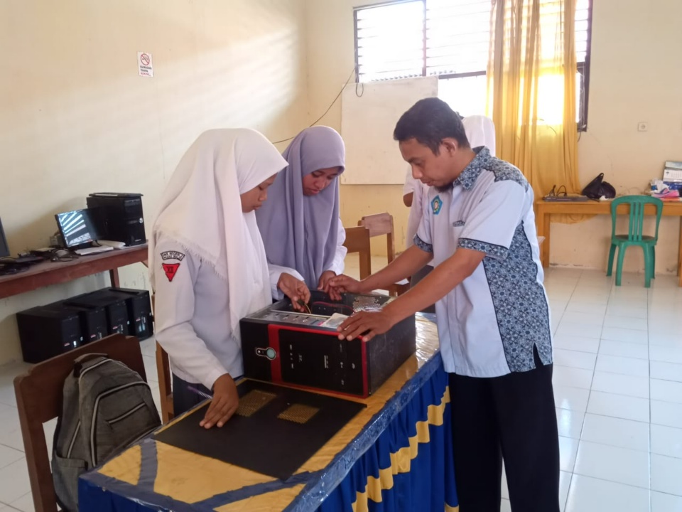 Praktik TKJ